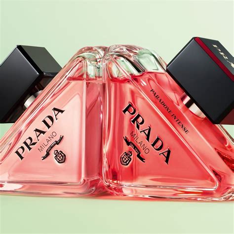 Prada intense fragrance